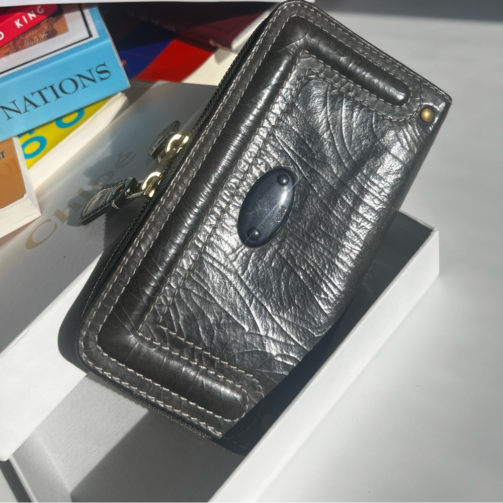 Chloe zip around wallet